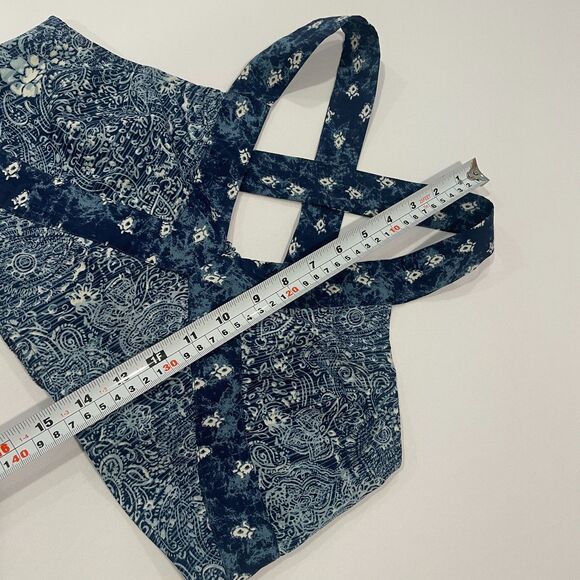 ~ Ecote Lg Boho Crop Top Blue Paisley Pattern Navy Adjustable Convertible Beachy - Picture 7 of 16